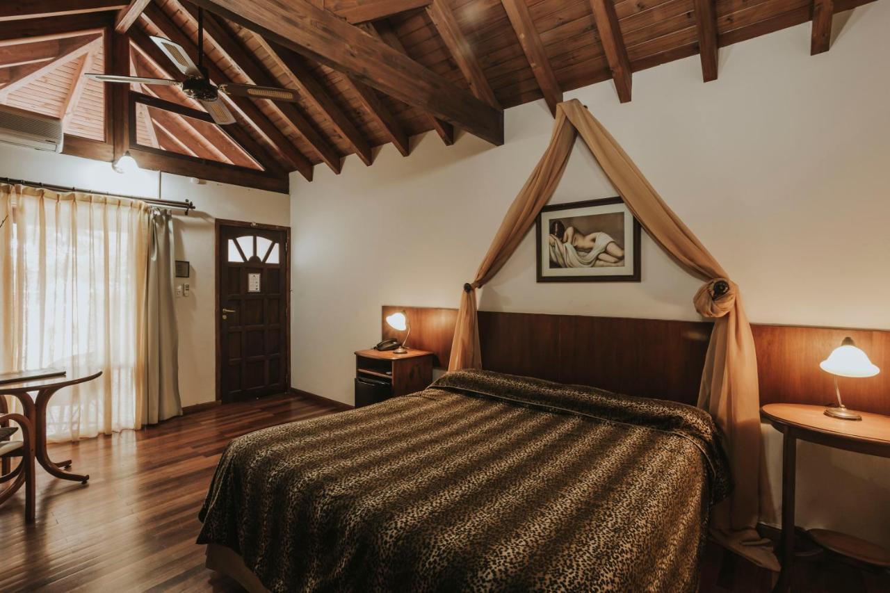 La Guarida Hotel & Spa (Adults Only) Capilla del Monte Bagian luar foto