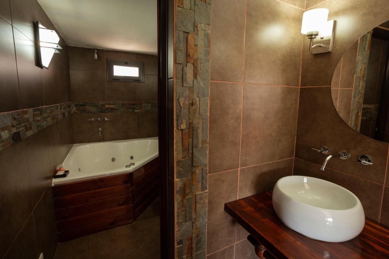La Guarida Hotel & Spa (Adults Only) Capilla del Monte Bagian luar foto